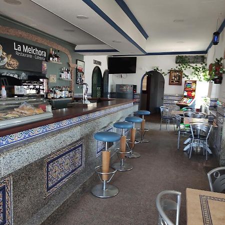 Hostal Restaurante Bar Cafeteria La Melchora Posadas Luaran gambar