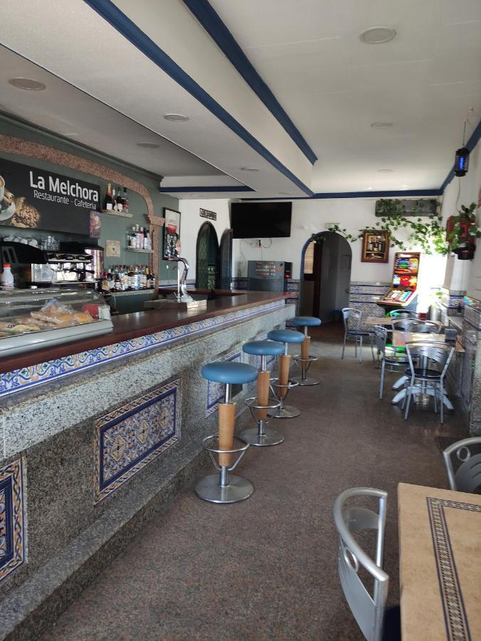 Hostal Restaurante Bar Cafeteria La Melchora Posadas Luaran gambar